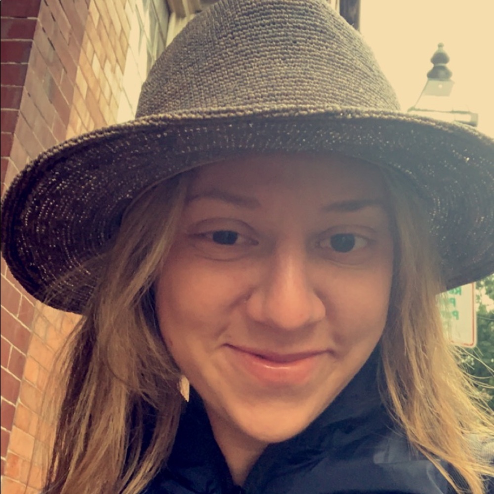 Meet your Posher, Lindsey